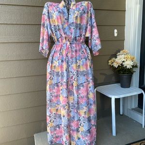 Vintage handmade Colorful Pastel Floral Bathrobe Tie Waist One Size